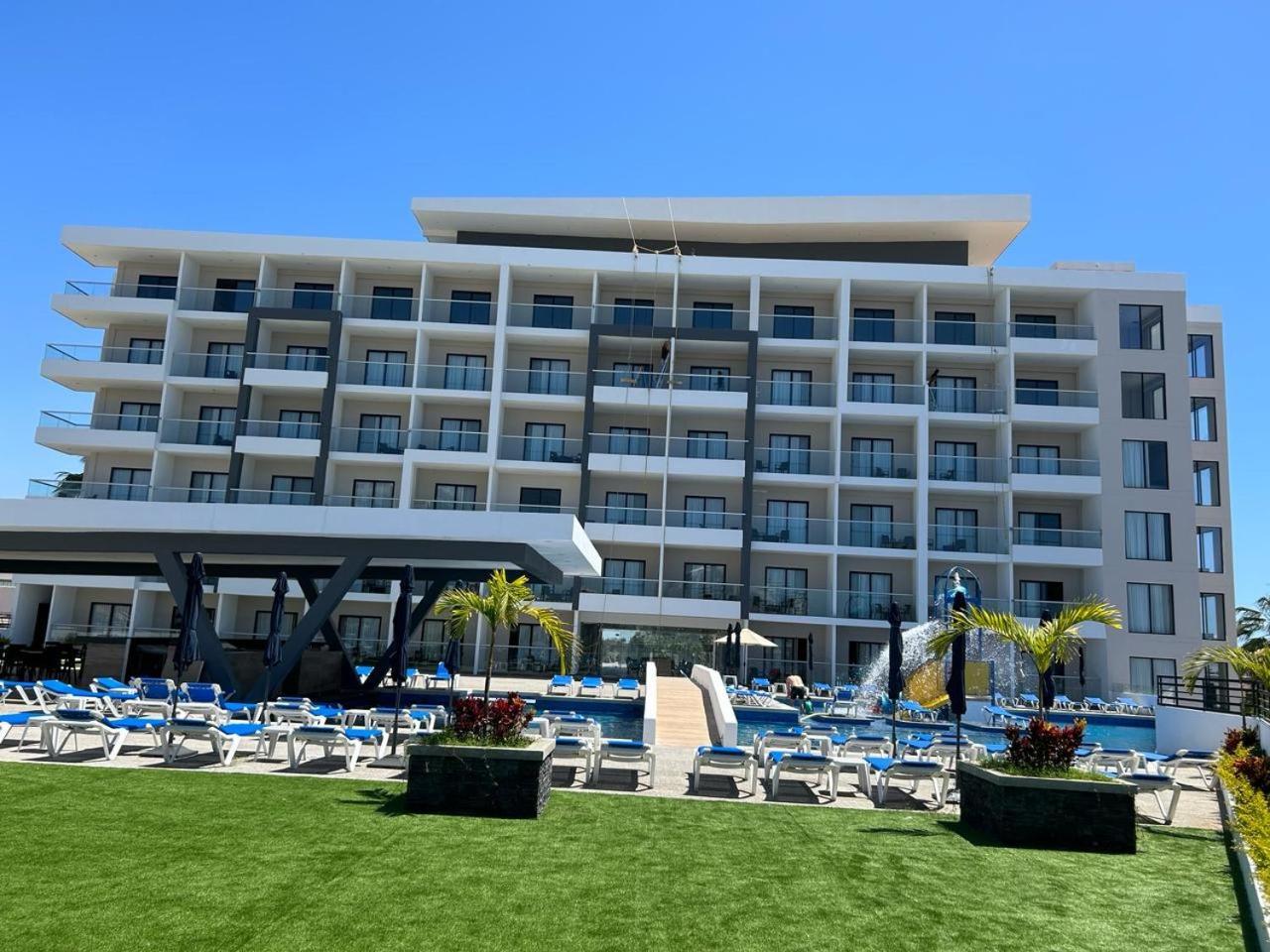 High Garden Grand Hotel 马萨特兰 外观 照片